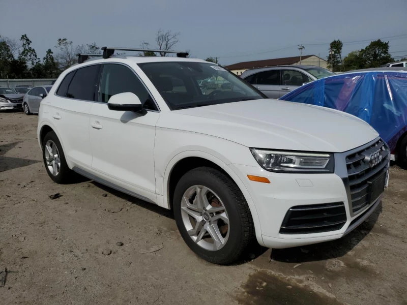 Audi Q5 Premium / 2.0 TFSI / Quattro /Virtual Cockpit / , снимка 4 - Автомобили и джипове - 52191922