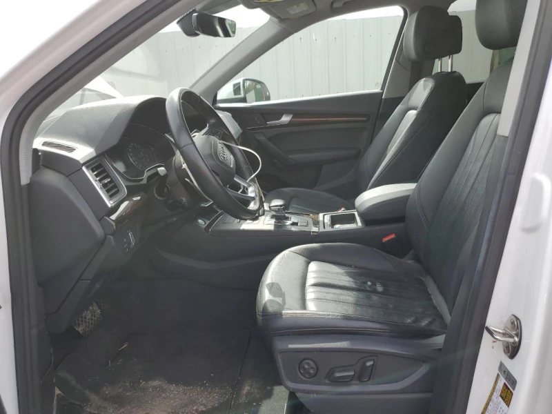 Audi Q5 Premium / 2.0 TFSI / Quattro /Virtual Cockpit / , снимка 7 - Автомобили и джипове - 52191922