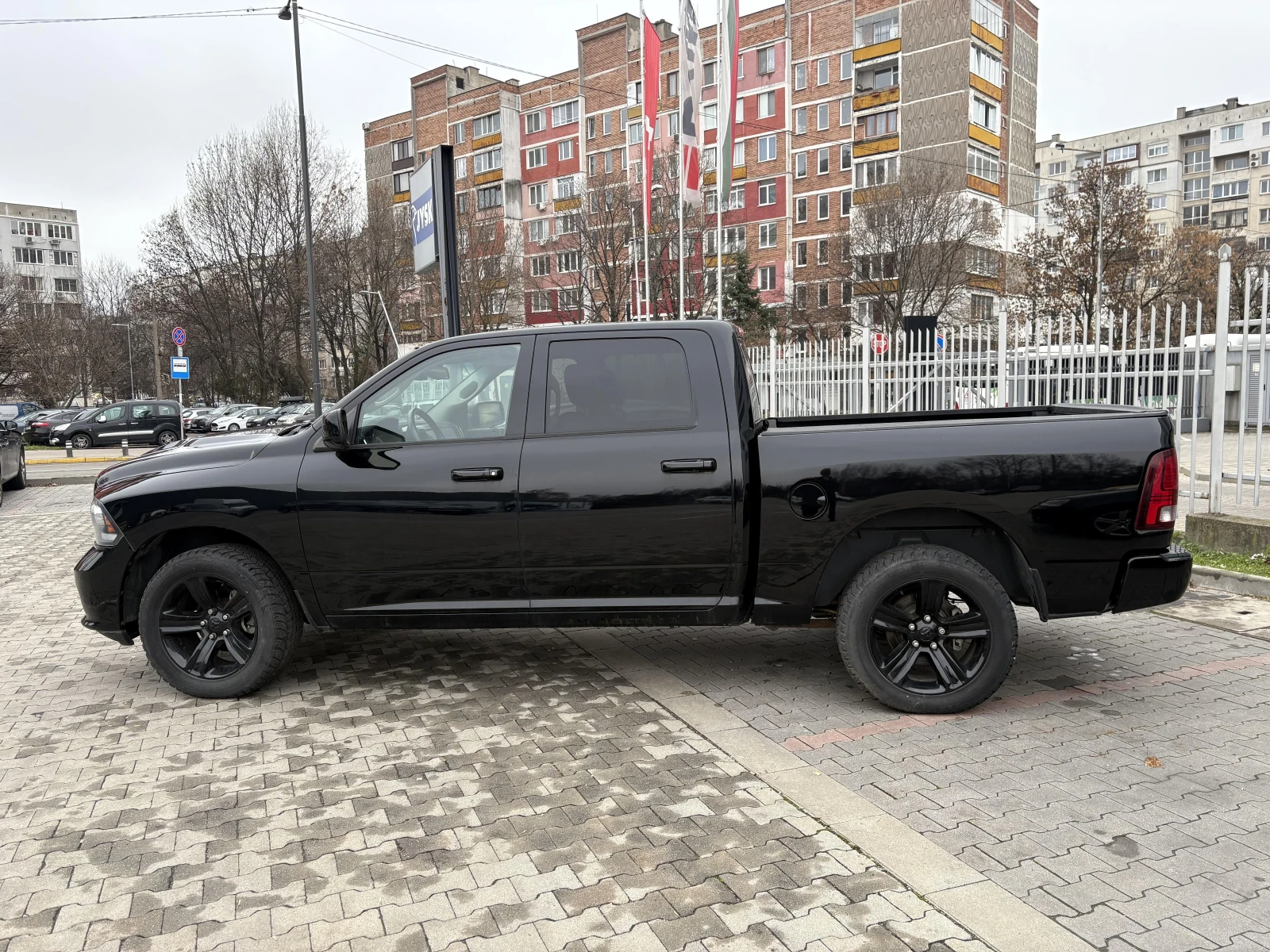 Dodge RAM 1500 SPORT - изображение 5