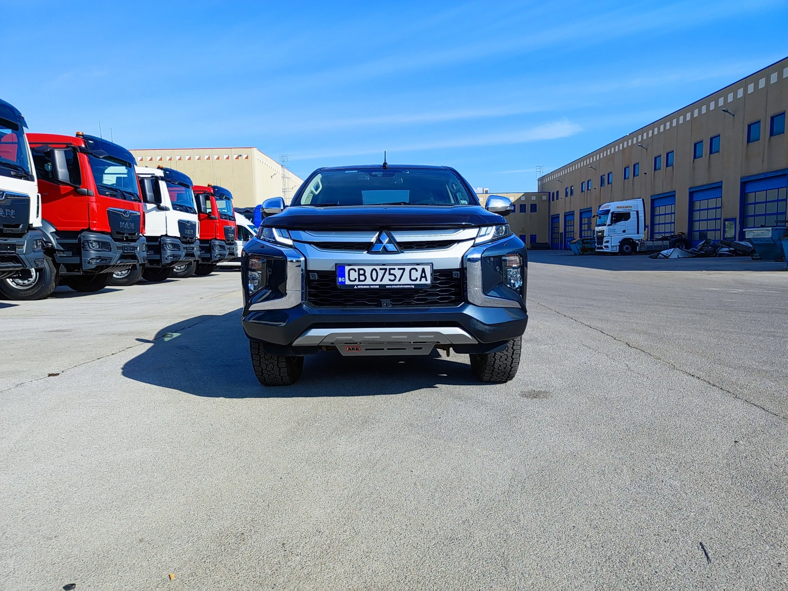 Mitsubishi L200 INSTYLE - изображение 2