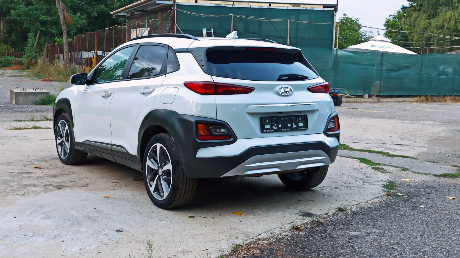 Hyundai Kona 1.6-GDI_4x4_automatic - изображение 7