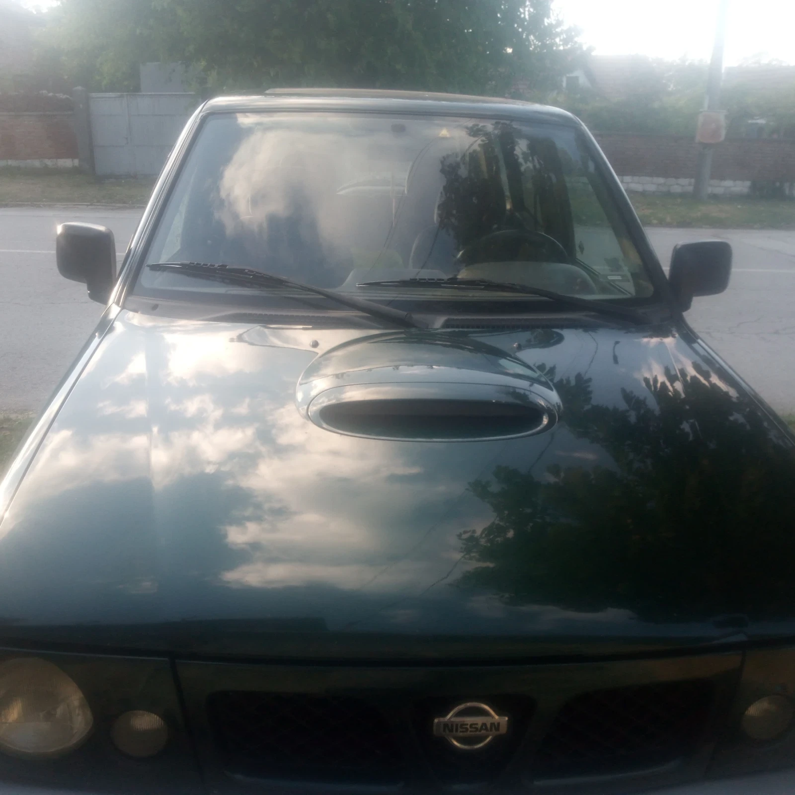 Nissan Terrano 2.4 116 бензин  - изображение 9