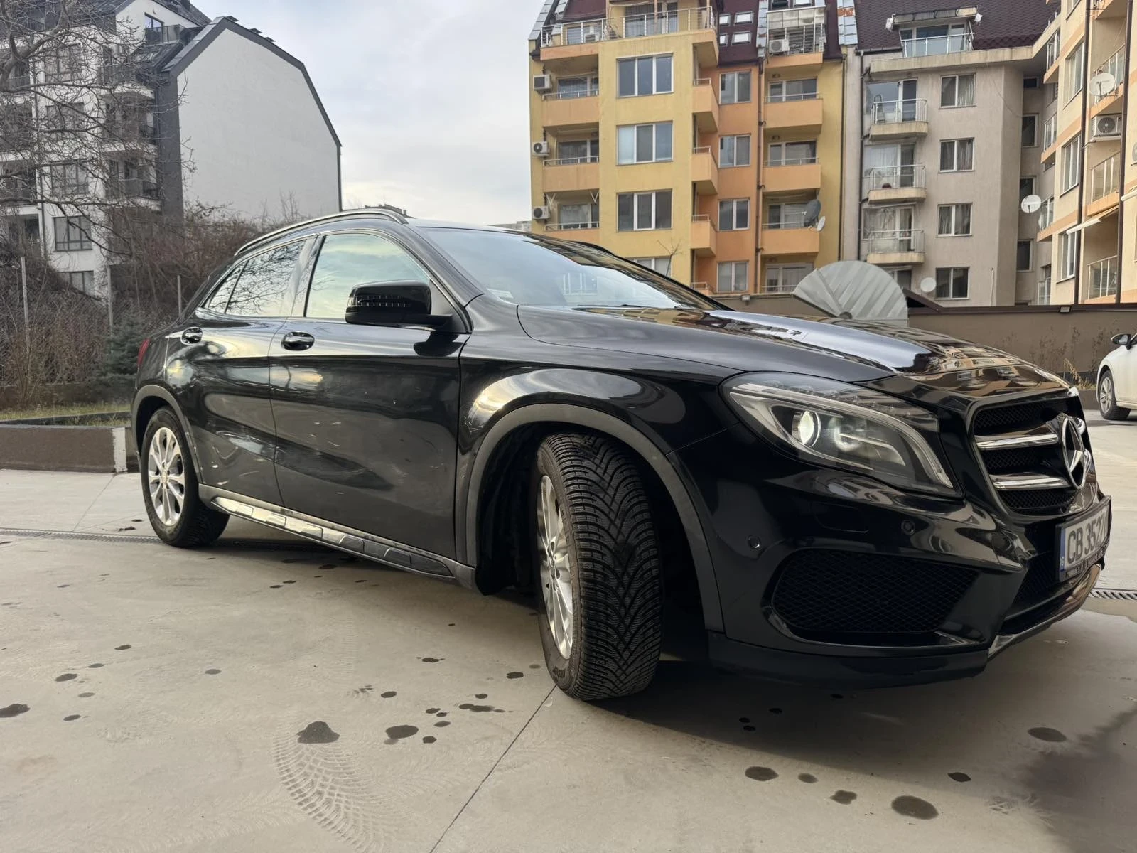 Mercedes-Benz GLA 250 AMG LINE - изображение 8