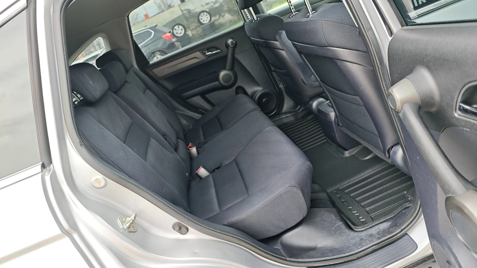 Honda Cr-v 8RAM/8ЯДР ANDROID-БЪЛГАРСКИ/СПОЙЛЕР/СТЕПЕН/РОЛБАР, снимка 14 - Автомобили и джипове - 53933862