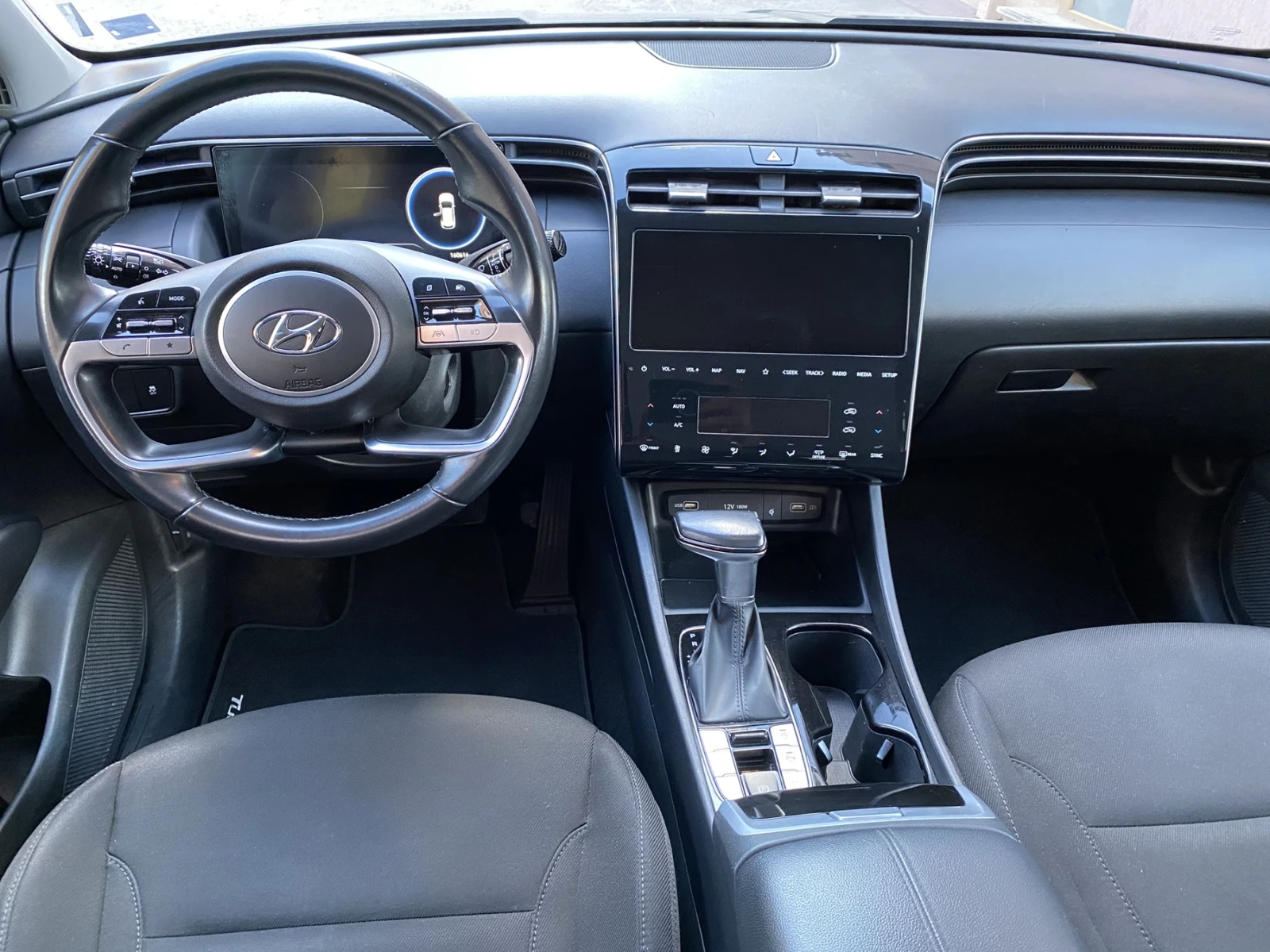 Hyundai Tucson 1.6 CRDI / MHEV / DCT7 / Business, снимка 9 - Автомобили и джипове - 54128930