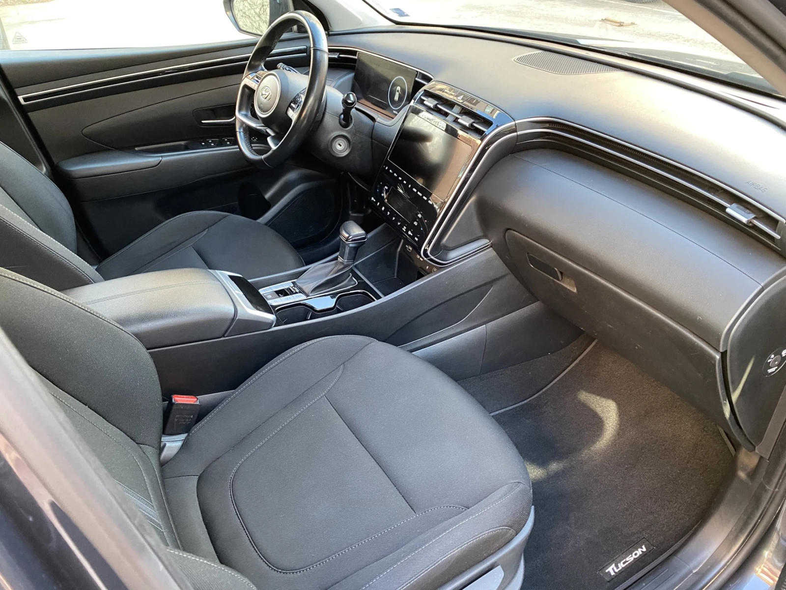 Hyundai Tucson 1.6 CRDI / MHEV / DCT7 / Business, снимка 11 - Автомобили и джипове - 54128930