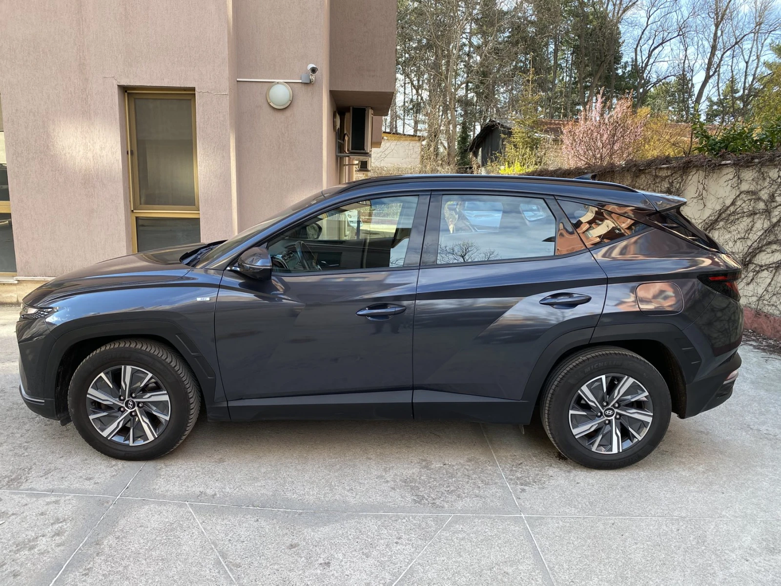 Hyundai Tucson 1.6 CRDI / MHEV / DCT7 / Business, снимка 8 - Автомобили и джипове - 54128930