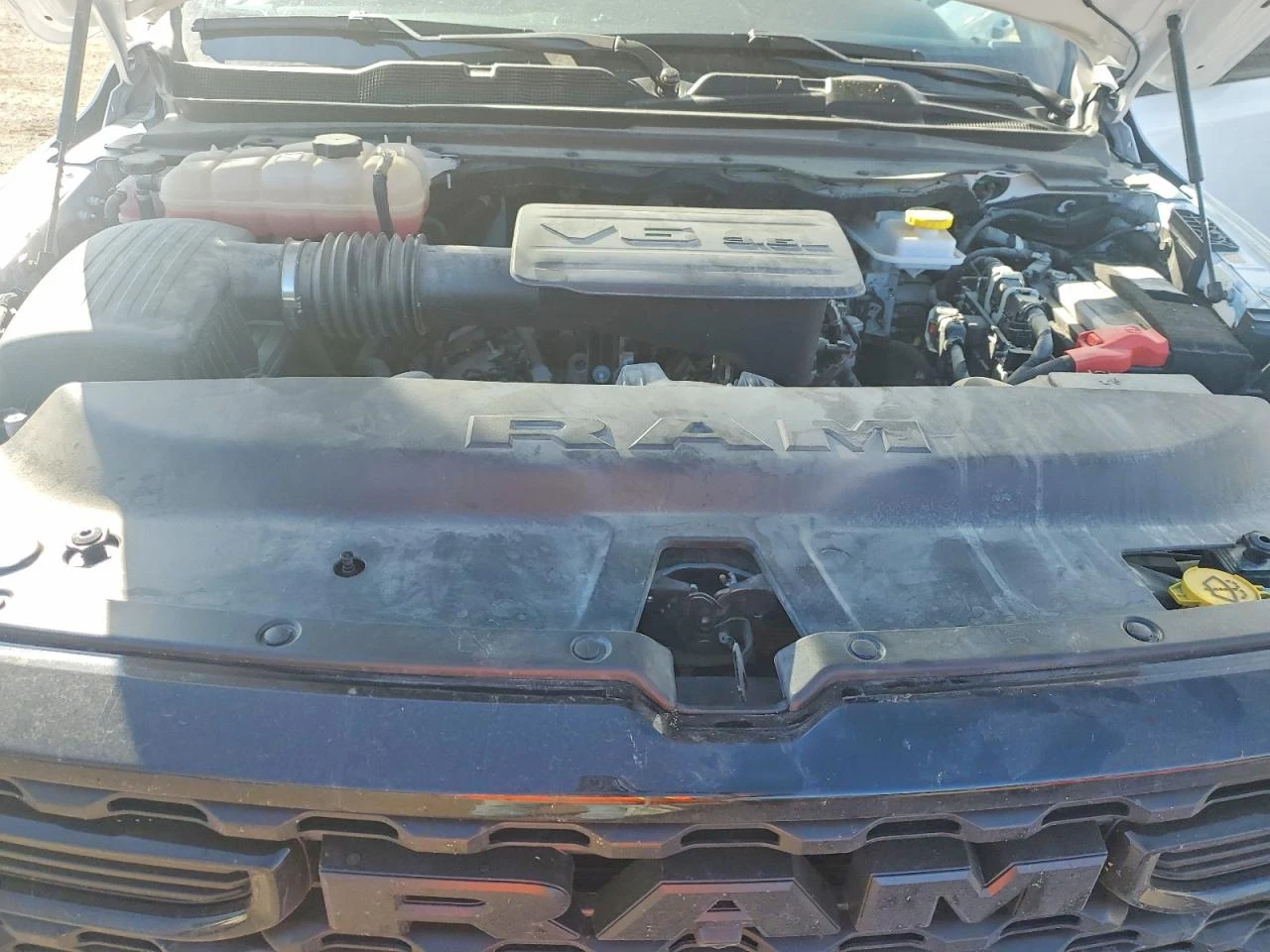 Dodge RAM 1500 Big Horn, снимка 11 - Автомобили и джипове - 54700628