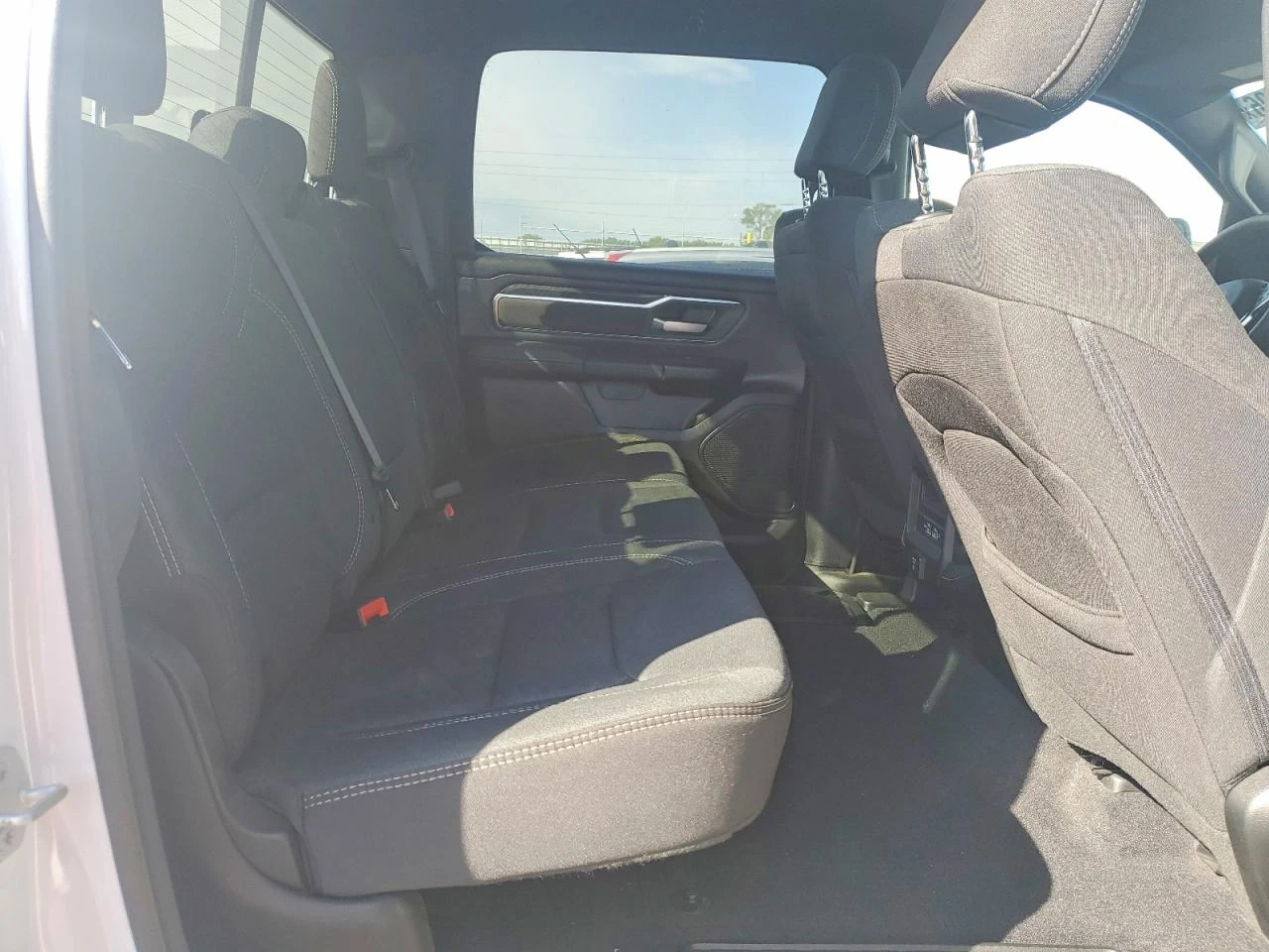 Dodge RAM 1500 Big Horn, снимка 10 - Автомобили и джипове - 54700628