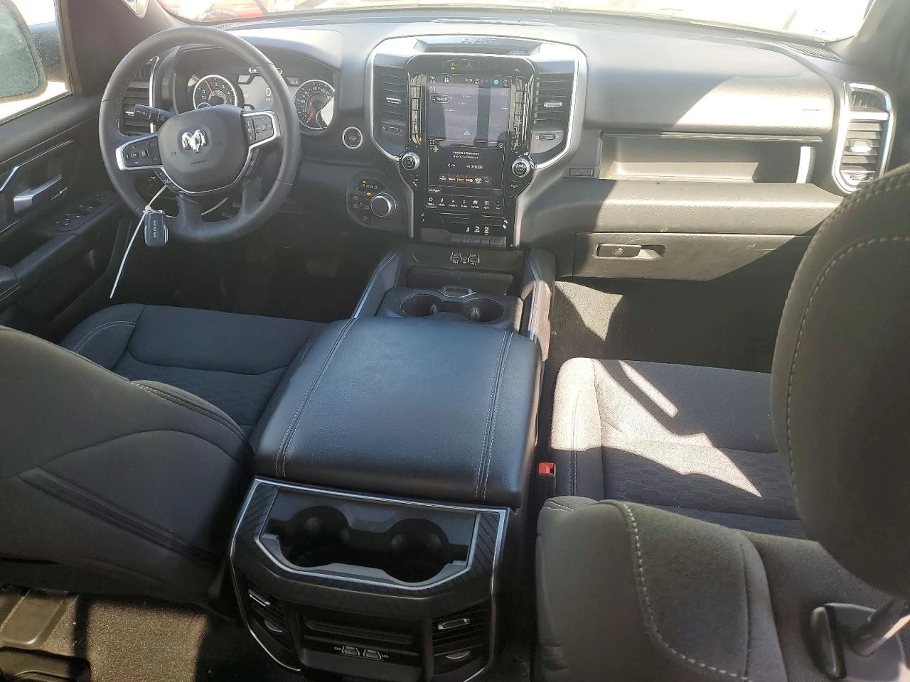 Dodge RAM 1500 Big Horn, снимка 8 - Автомобили и джипове - 54700628