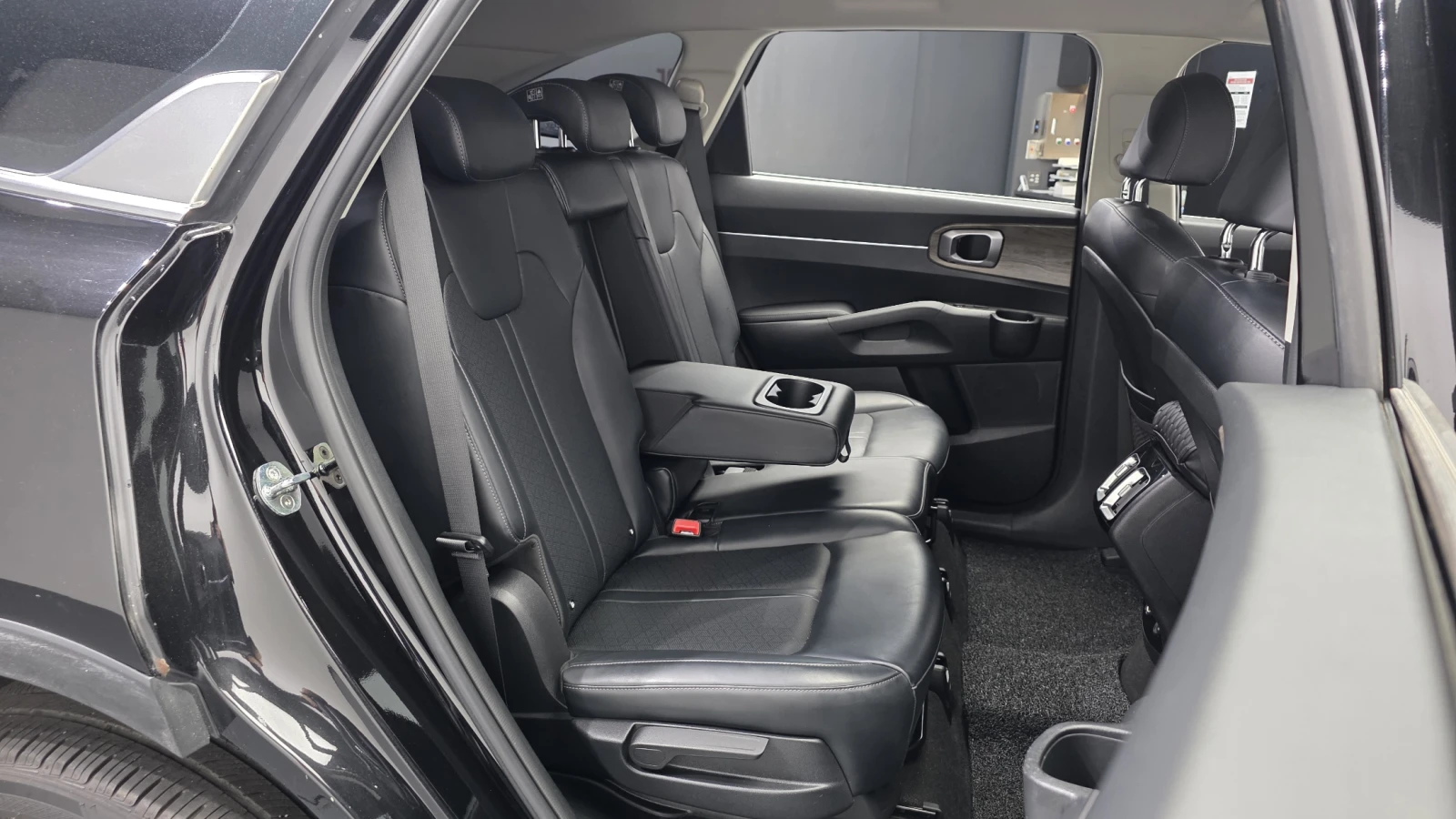 Kia Sorento 2.2 Diesel 2WD Trendy autogeorge.com, снимка 11 - Автомобили и джипове - 55708517