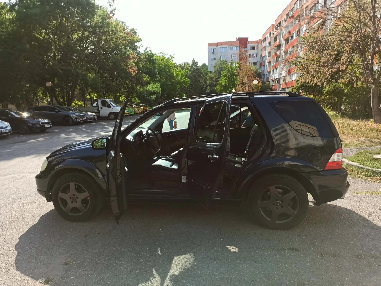 Mercedes-Benz ML 55 AMG, снимка 12 - Автомобили и джипове - 55853842