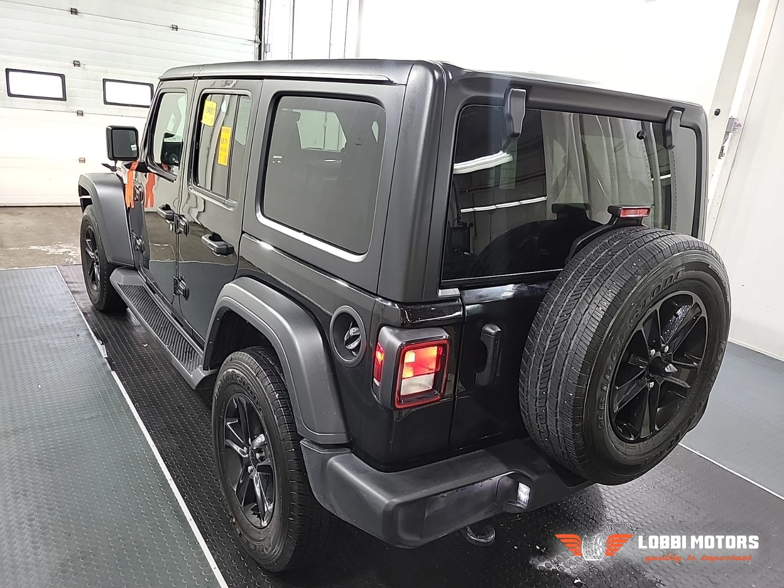 Jeep Wrangler, снимка 4 - Автомобили и джипове - 55928321