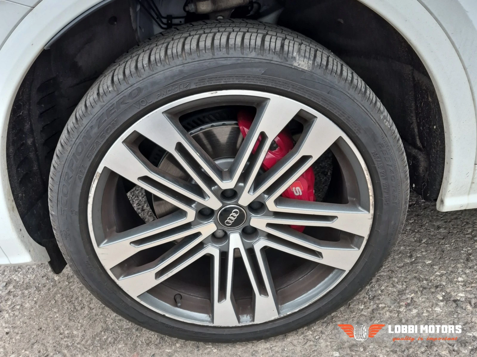 Audi SQ5, снимка 6 - Автомобили и джипове - 56128866