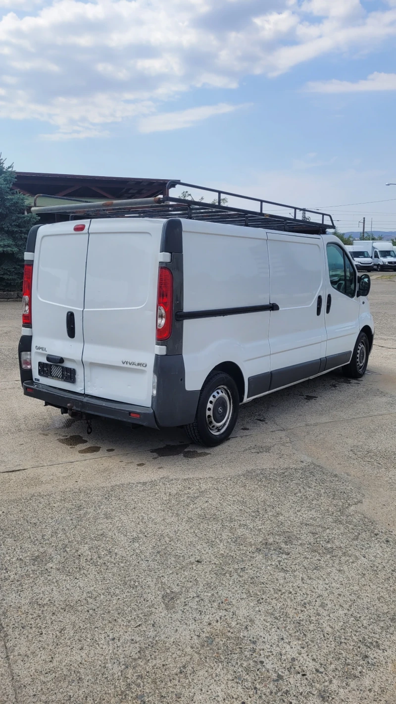 Opel Vivaro, снимка 5 - Бусове и автобуси - 47246533