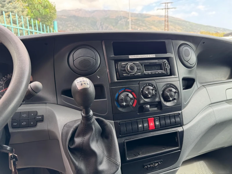 Iveco Daily 3.0HPI* 35C18* 4.30 метра фургон, снимка 7 - Бусове и автобуси - 51792895