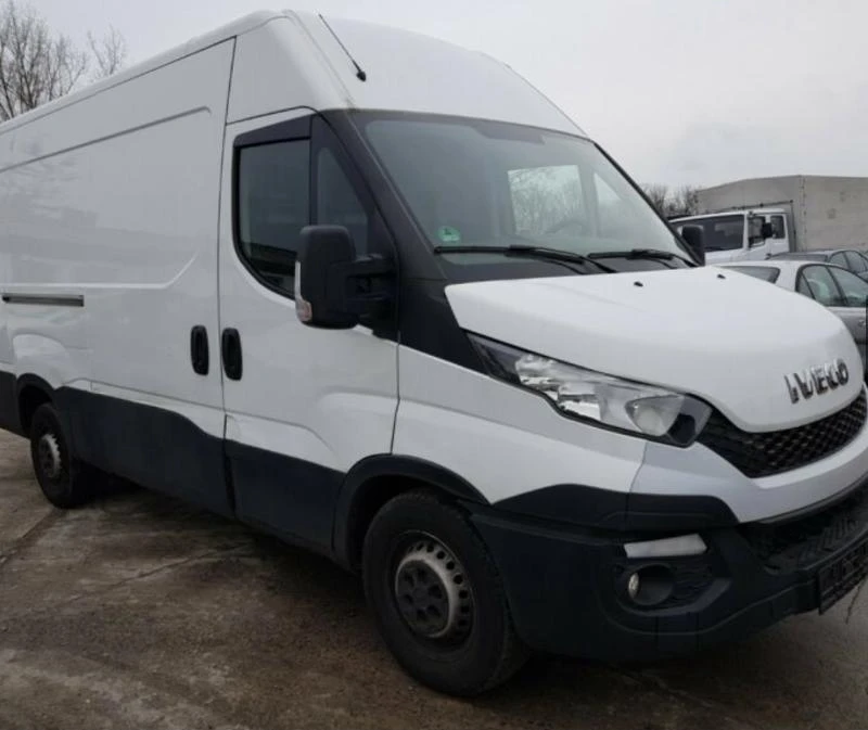 Iveco Daily 2.3 35s16, снимка 7 - Бусове и автобуси - 46808693