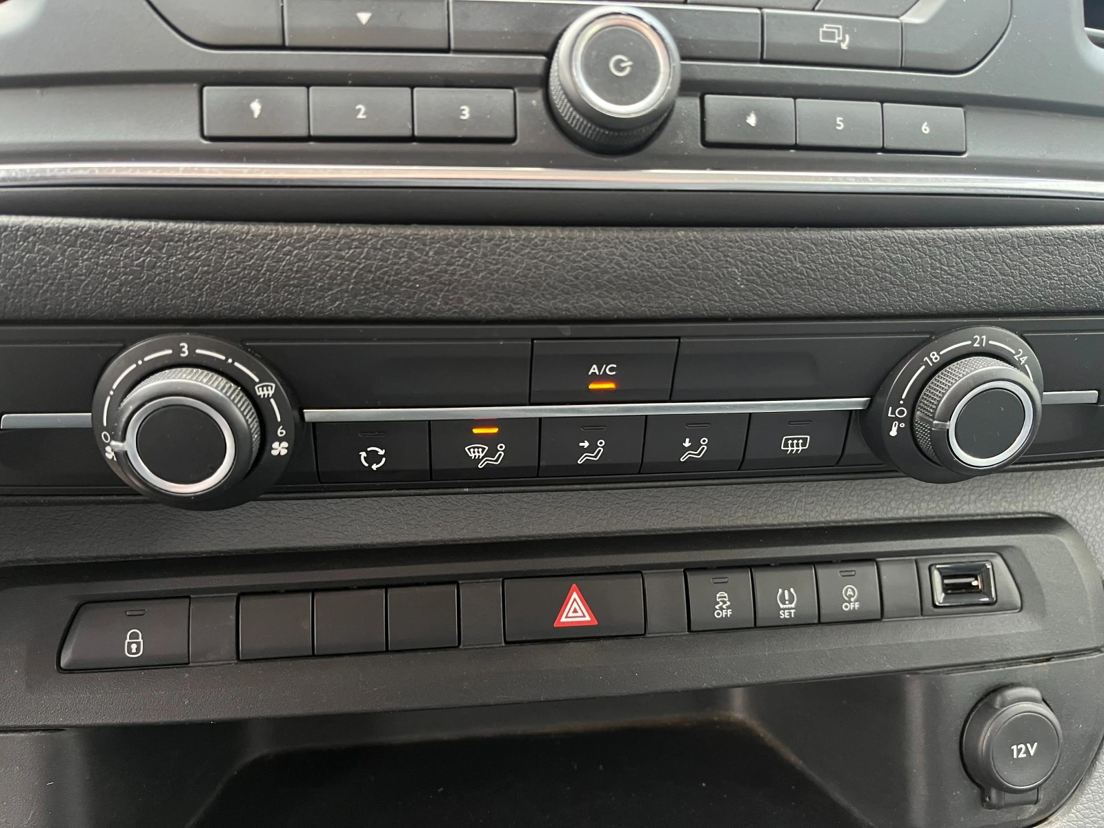 Peugeot Expert 1.6BlueHDI + 6  | Mobile.bg   13