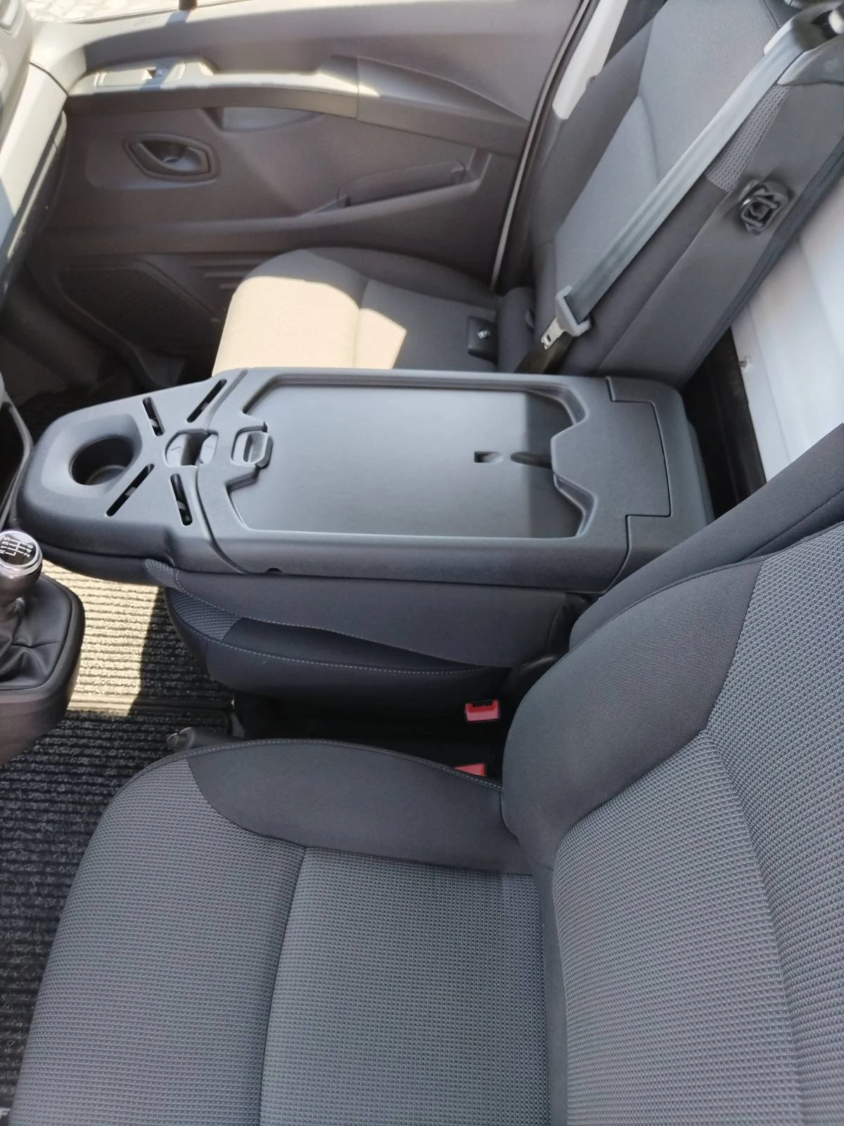 Renault Trafic 2.0dCi/110к.с. L2H1, снимка 15 - Бусове и автобуси - 56715681