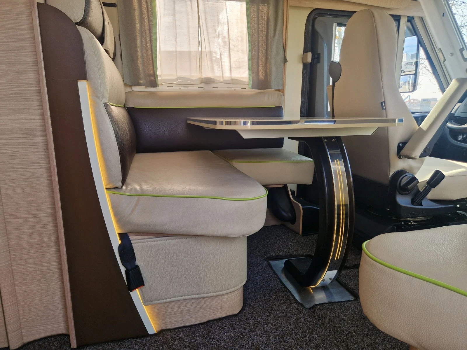 ������ Euramobil Forster | Mobile.bg � ����������� 16