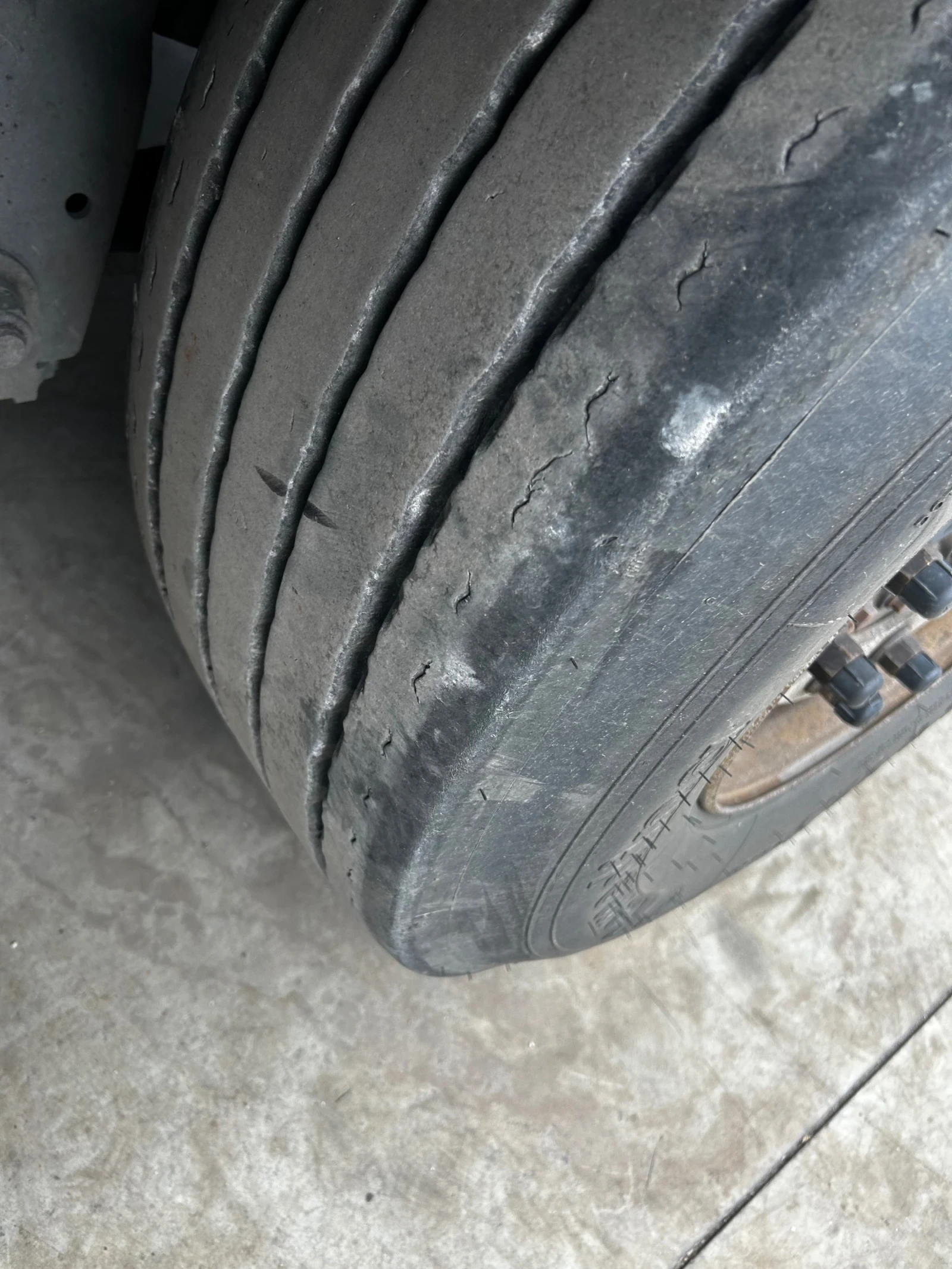  Schmitz | Mobile.bg   7