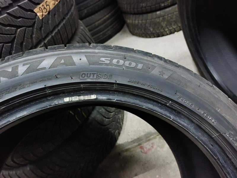 Гуми Летни 255/40R18, снимка 9 - Гуми и джанти - 36287334