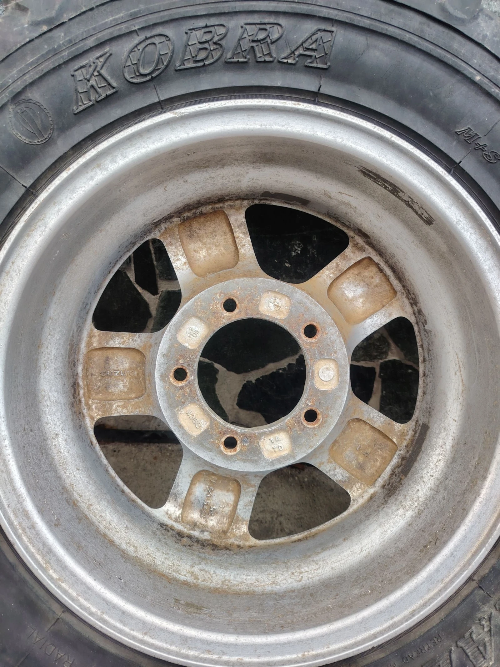���� � ������ 195/75R15 �� Suzuki Vitara | Mobile.bg � ����������� 5