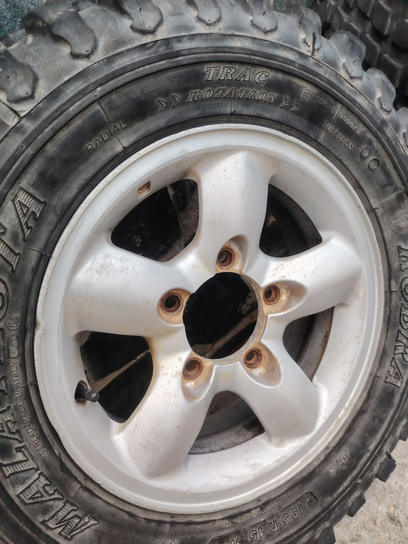 ���� � ������ 195/75R15 �� Suzuki Vitara | Mobile.bg � ����������� 6