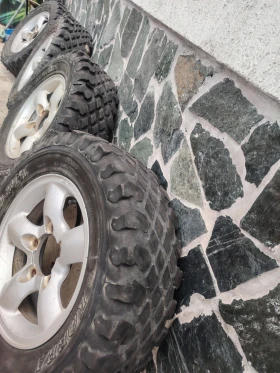 ���� � ������ 195/75R15 �� Suzuki Vitara | Mobile.bg � ����� ������ 4