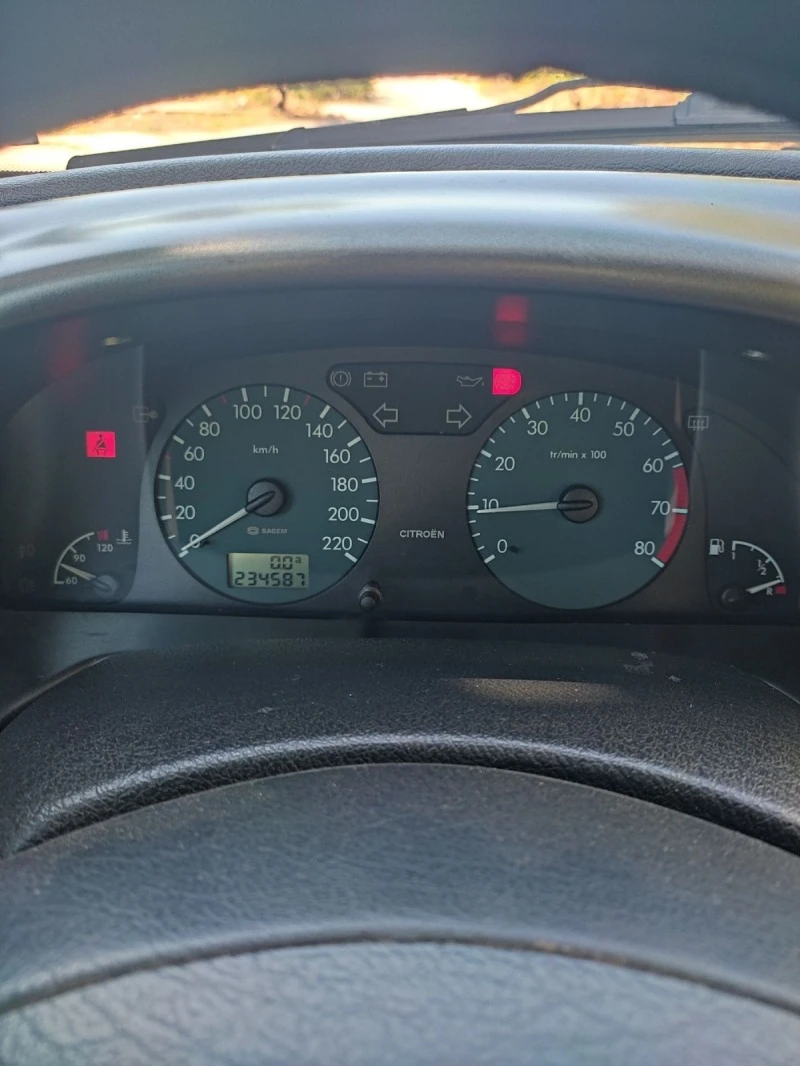 Citroen Xsara 1.4i 75к.с., снимка 11 - Автомобили и джипове - 47639231