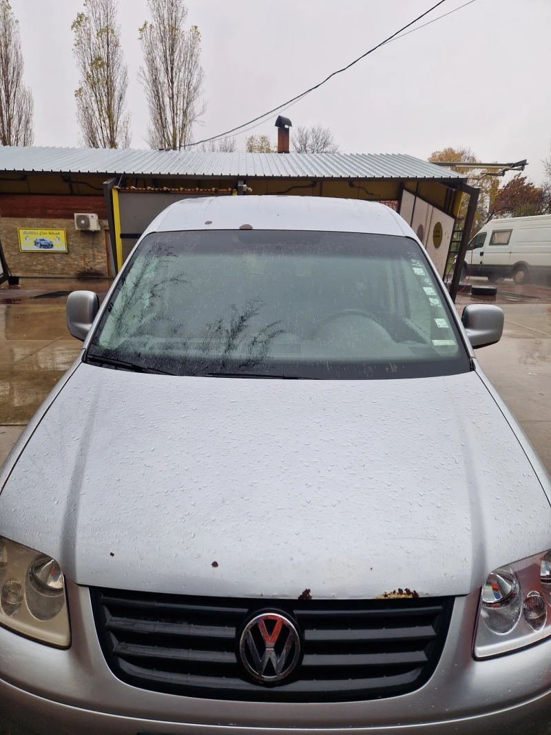 VW Caddy 1.9 TDI, снимка 2 - Автомобили и джипове - 49159419