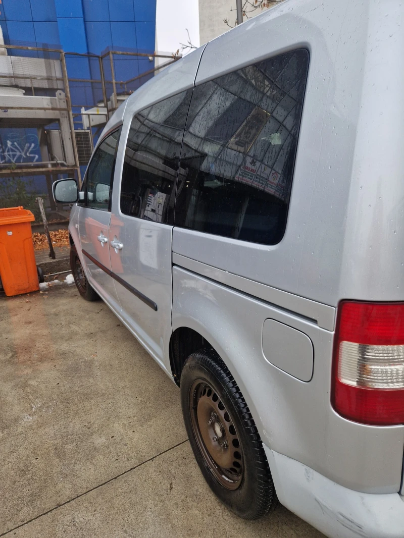 VW Caddy 1.9 TDI, снимка 5 - Автомобили и джипове - 48026178