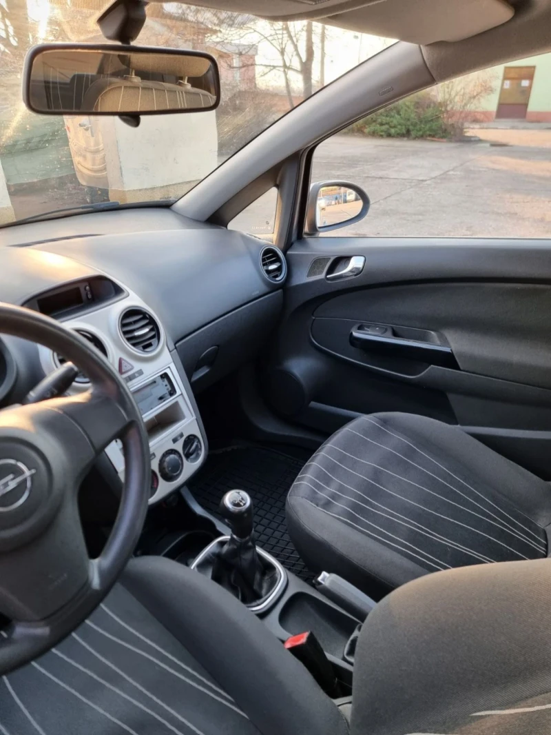 Opel Corsa 1.2, снимка 13 - Автомобили и джипове - 48967001