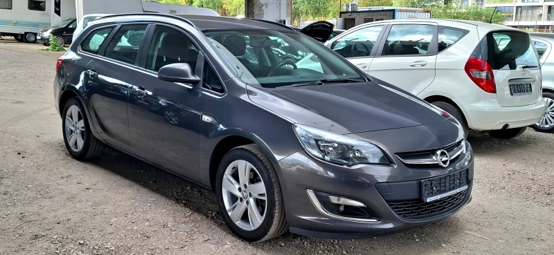 Opel Astra 1, 7 ФЕЙСЛИФТ, снимка 3 - Автомобили и джипове - 50696590
