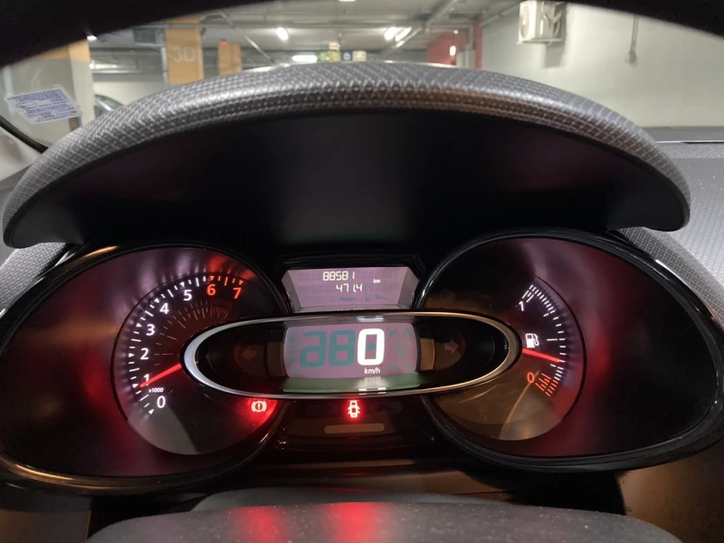 Renault Clio GRANDTOUR PH2   Life, снимка 7 - Автомобили и джипове - 51280893