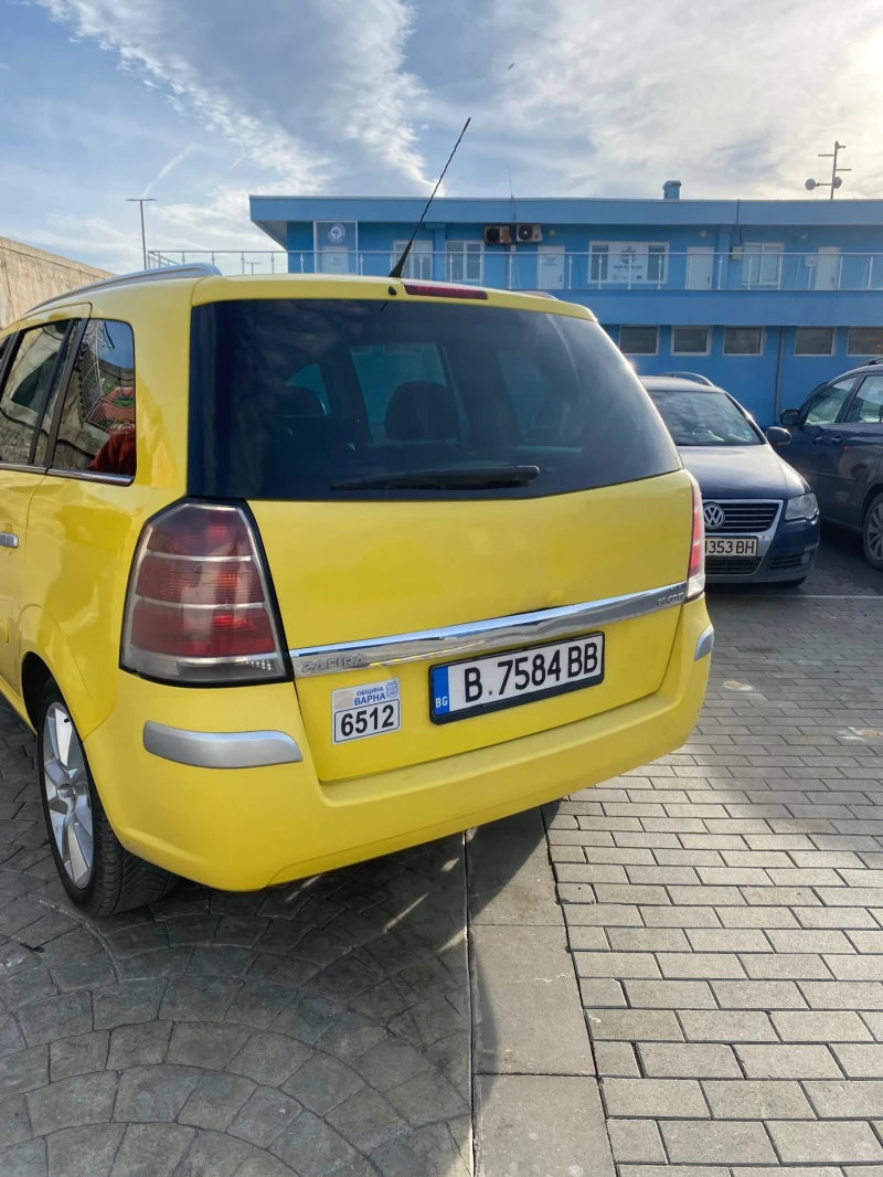 Opel Zafira 1.9 CDTI AUTOMATIC, снимка 3 - Автомобили и джипове - 52488348