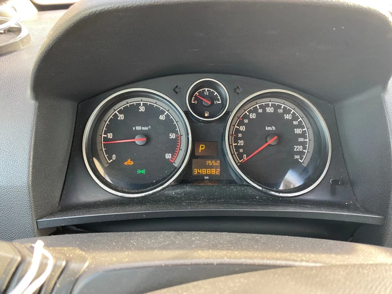 Opel Zafira 1.9 CDTI AUTOMATIC, снимка 10 - Автомобили и джипове - 52488348