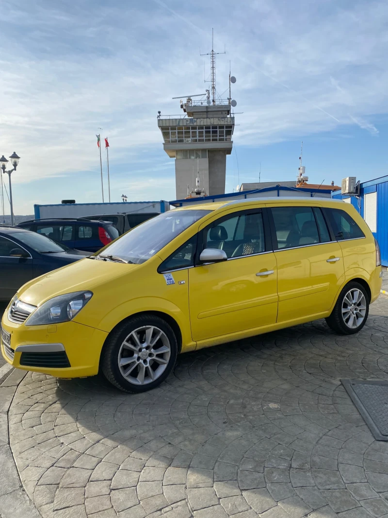 Opel Zafira 1.9 CDTI AUTOMATIC, снимка 2 - Автомобили и джипове - 52488348