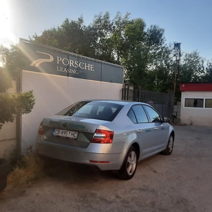 Skoda Octavia 1.6TDI, снимка 4 - Автомобили и джипове - 46584532