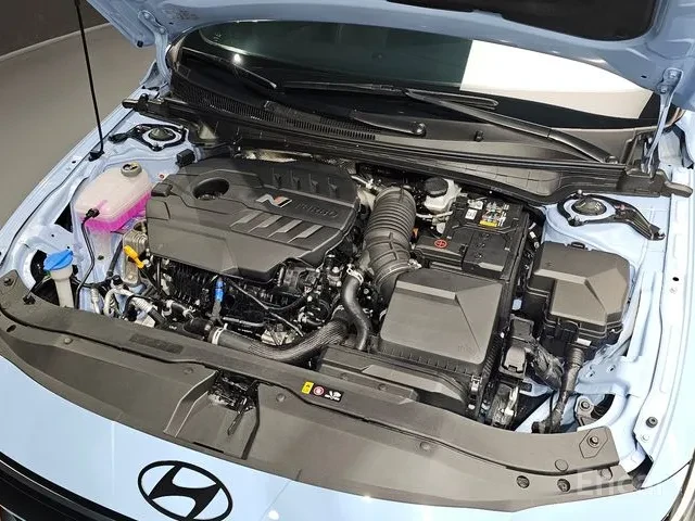 Hyundai Elantra The New Avante, снимка 6 - Автомобили и джипове - 55564183