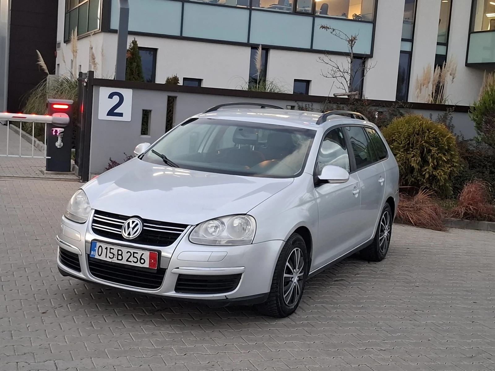 VW Golf 1.9TDI* (105кс)* КЛИМАТРОНИК* * * НОВ ВНОС* * , снимка 1