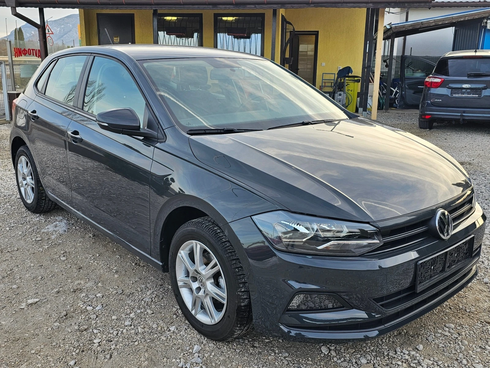 VW Polo 1.0 БЕНЗИН EURO 6b! ! КЛИМАТИК - изображение 7