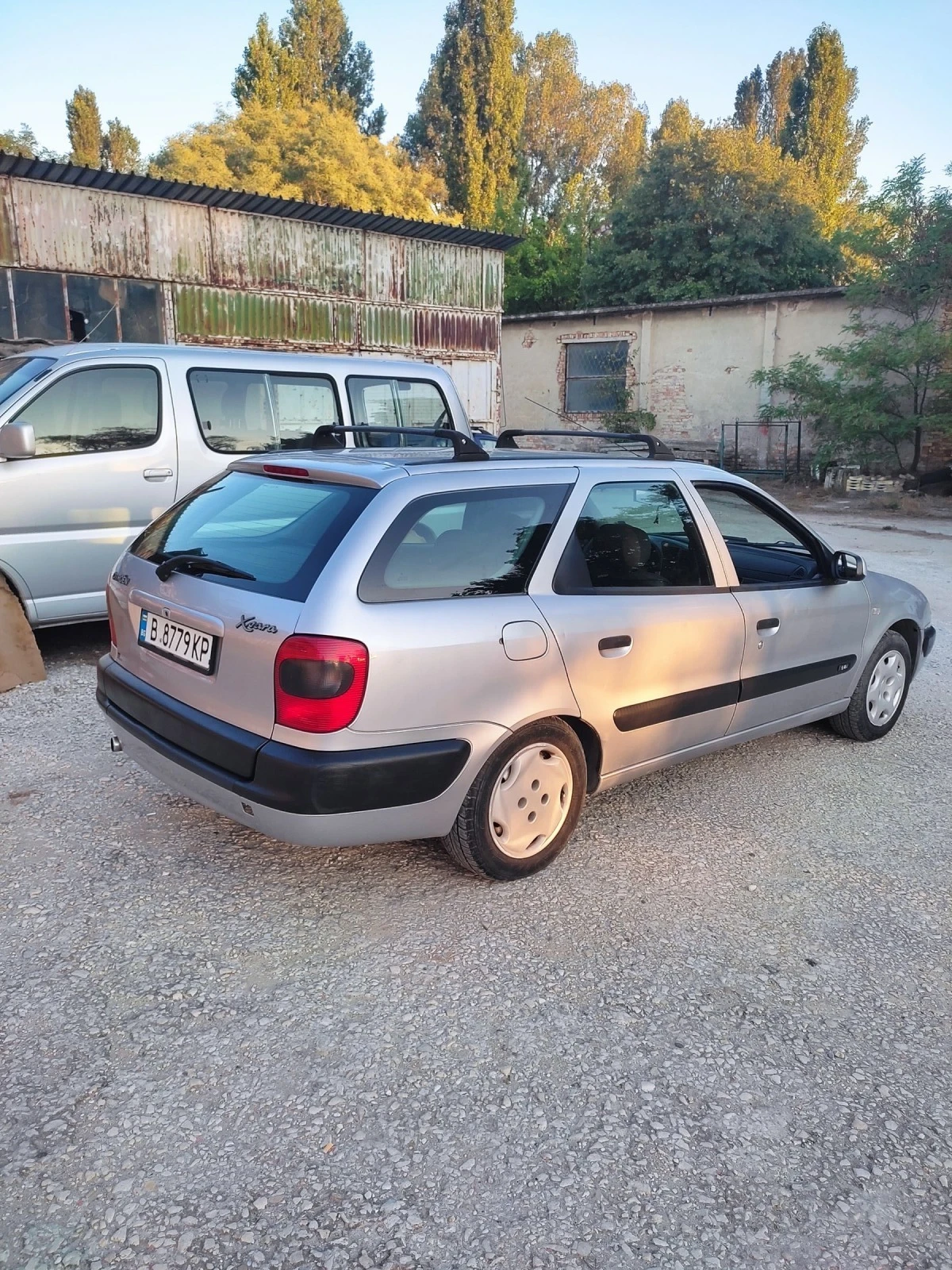 Citroen Xsara 1.4i 75к.с. - изображение 4