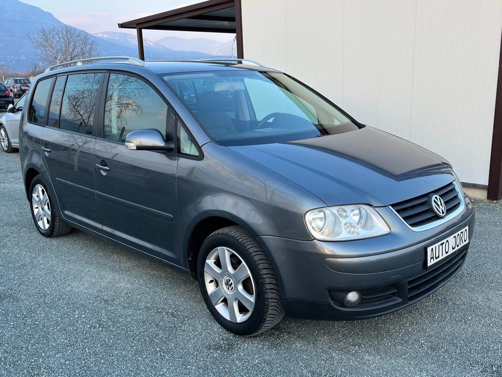 VW Touran 2.0TDI-7места - изображение 6