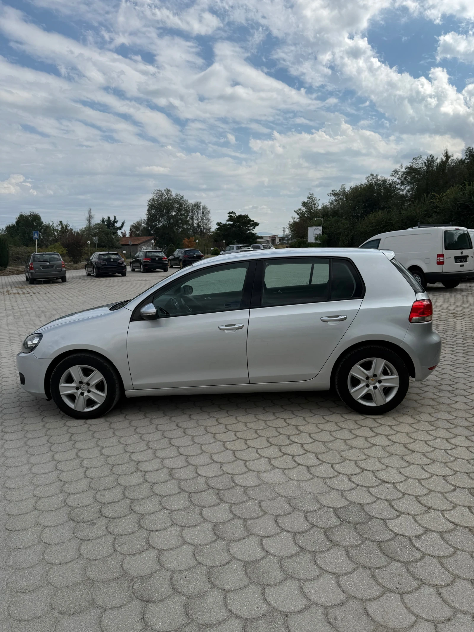 VW Golf  - изображение 8