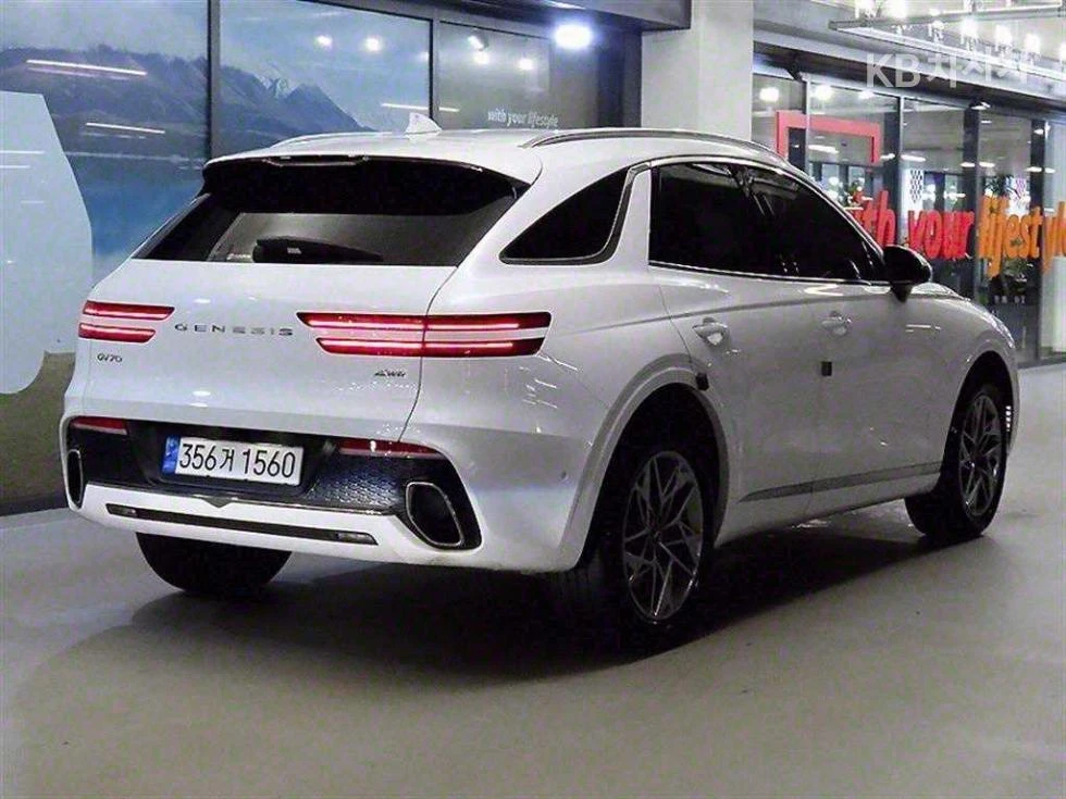 Genesis GV70 3.5T AWD 2023 ЛИЗИНГ БЕЗ ПЪРВОНАЧАЛНА ВНОСКА - изображение 4