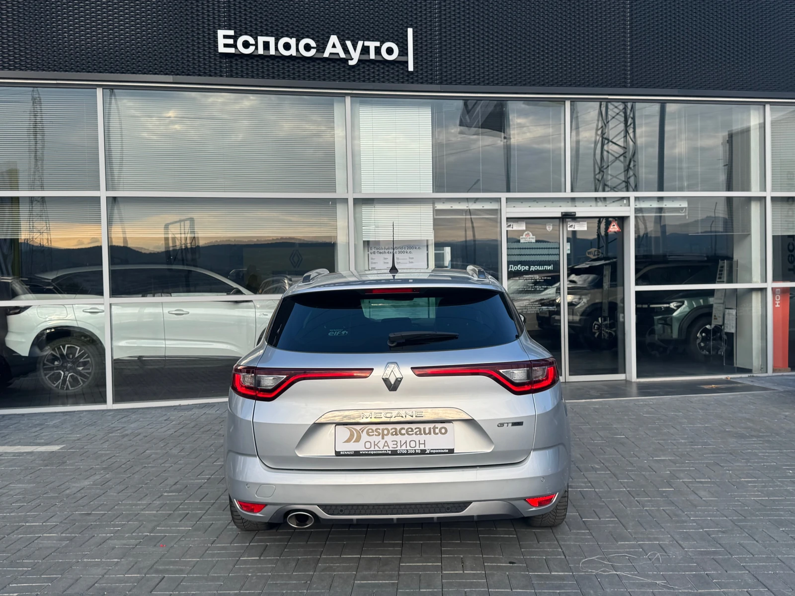 Renault Megane Grandtour 1.5 dCi 110к.с, снимка 5 - Автомобили и джипове - 52088639