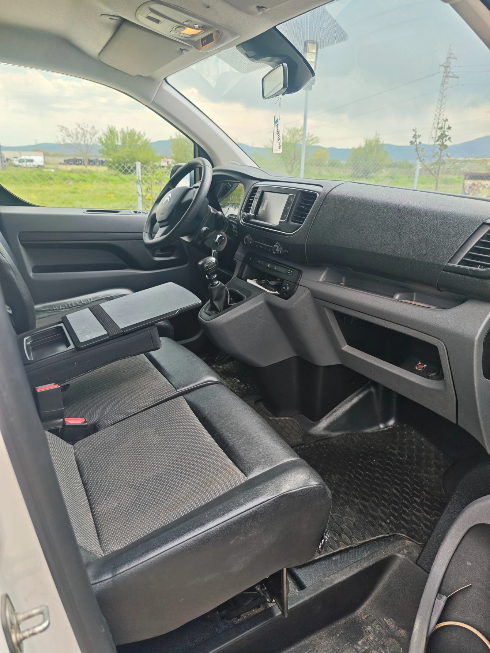 Citroen Jumpy 2.0 D  150к.с. ЛИЗИНГ, снимка 9 - Автомобили и джипове - 52677777