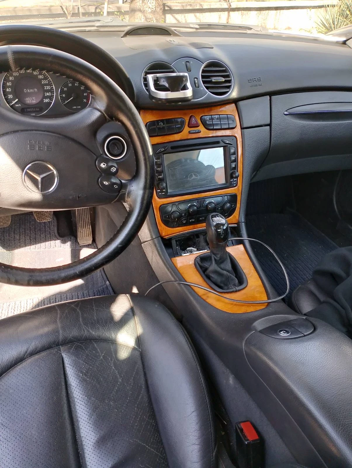 Mercedes-Benz CLK, снимка 4 - Автомобили и джипове - 54175077