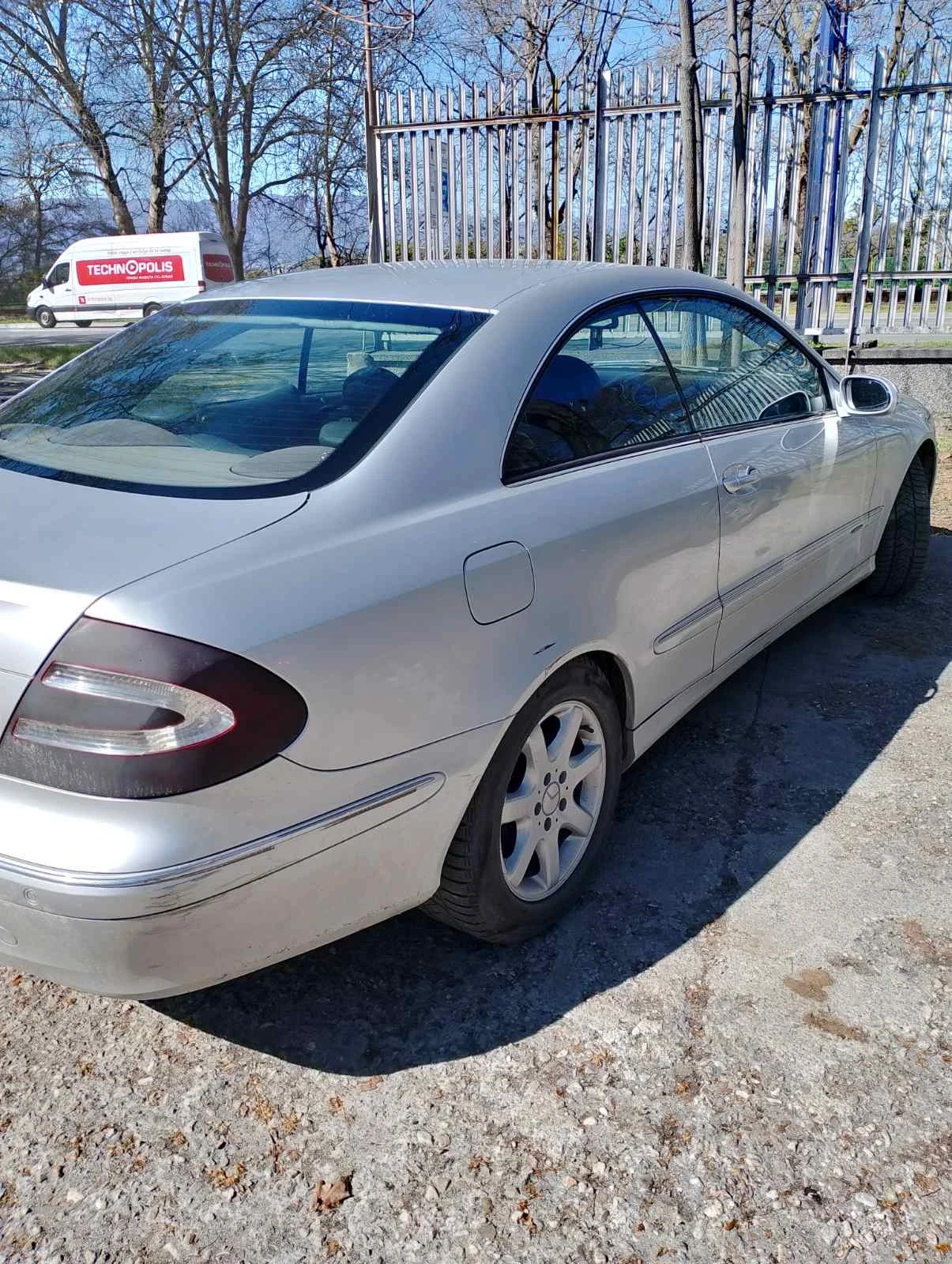 Mercedes-Benz CLK, снимка 2 - Автомобили и джипове - 54175077